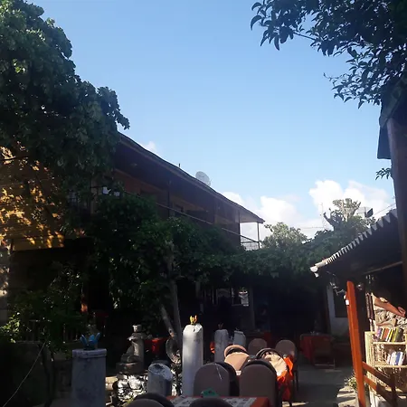 Antonios فندق مبيت وإفطار 2*