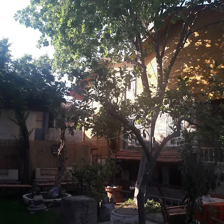 Antonios فندق مبيت وإفطار