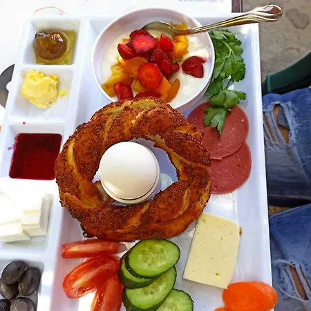 Bed & Breakfast Antonios Side