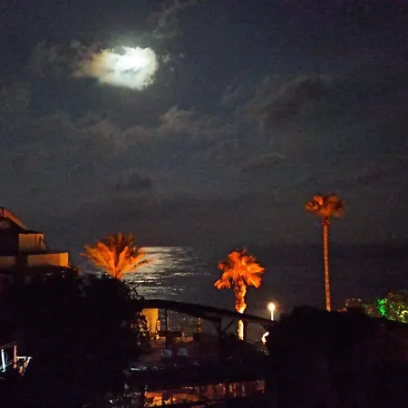 Oda ve Kahvaltı Antonios Side