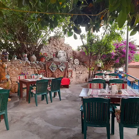 Antonios Oda ve Kahvaltı Side