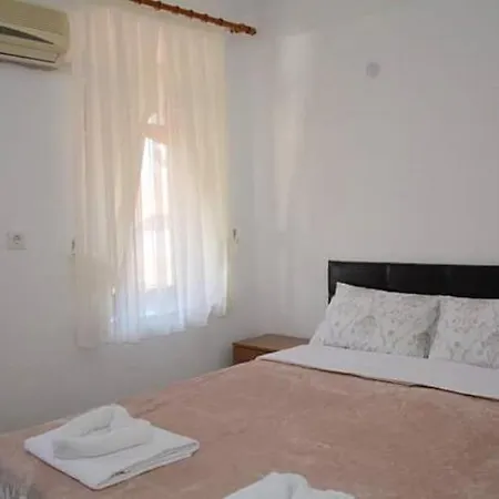 住宿加早餐酒店 Antonios 2*