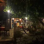 Antonios 2*